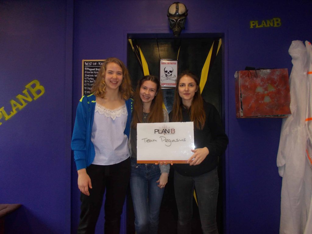 Gruppenbilder KW 6-2018 Stuttgart - 1 Gruppenbilder KW 6-2018 Stuttgart - 1 | PlanB Escape