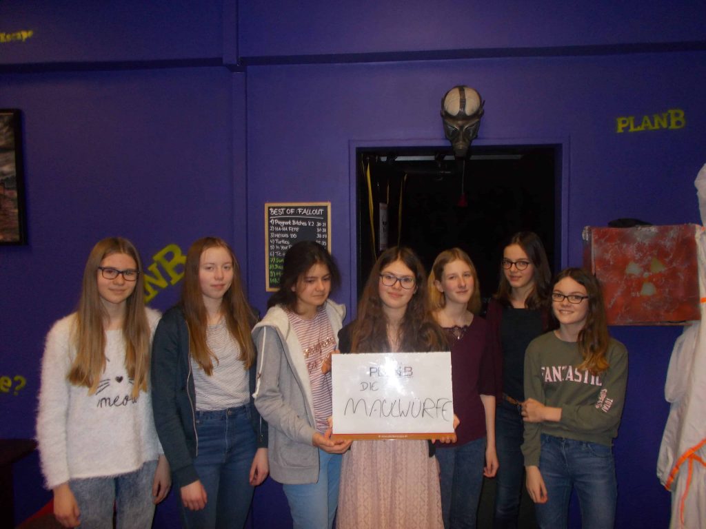 Gruppenbilder KW 6-2018 Stuttgart - 14 Gruppenbilder KW 6-2018 Stuttgart - 14 | PlanB Escape