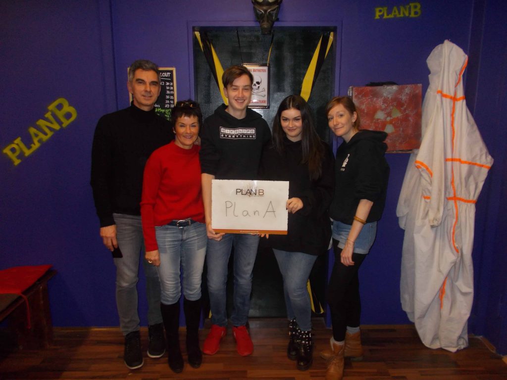 Gruppenbilder KW 6-2018 Stuttgart - 28 Gruppenbilder KW 6-2018 Stuttgart - 28 | PlanB Escape