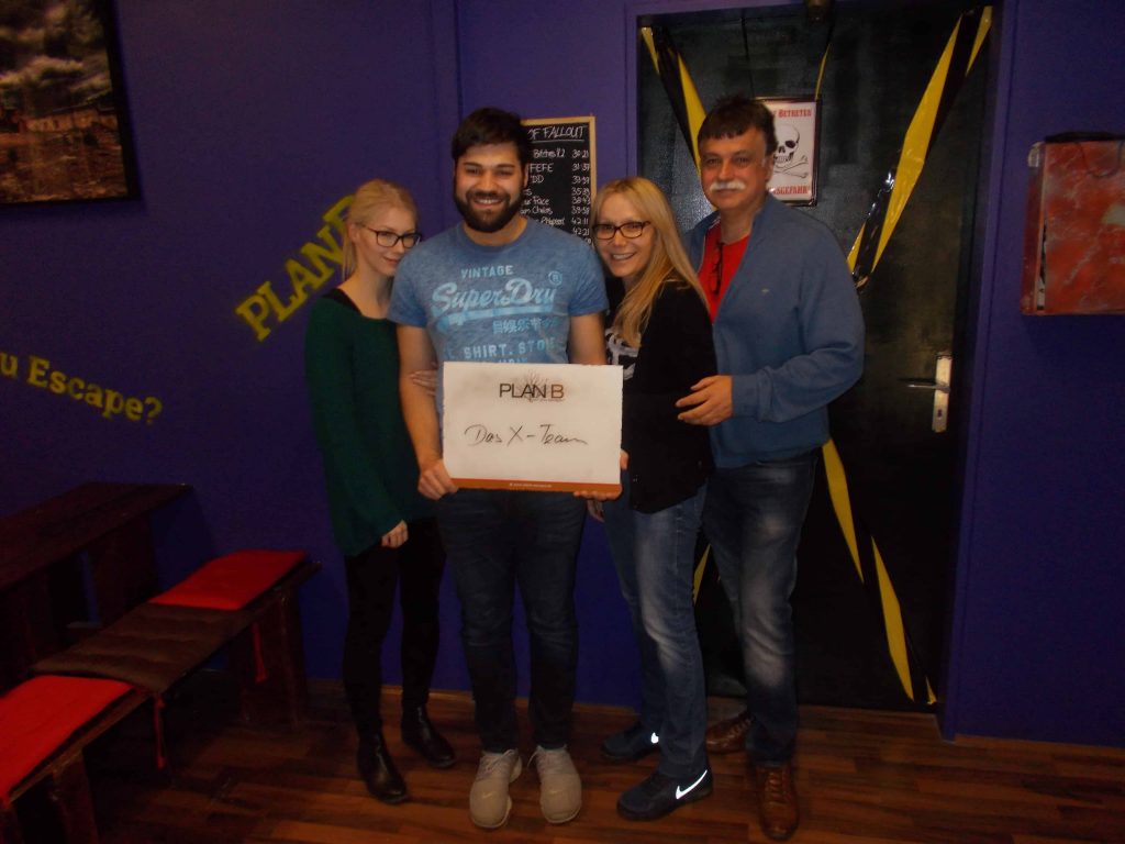 Group pictures KW 9-2018 Stuttgart - 16 Group pictures KW 9-2018 Stuttgart - 16 | PlanB Escape