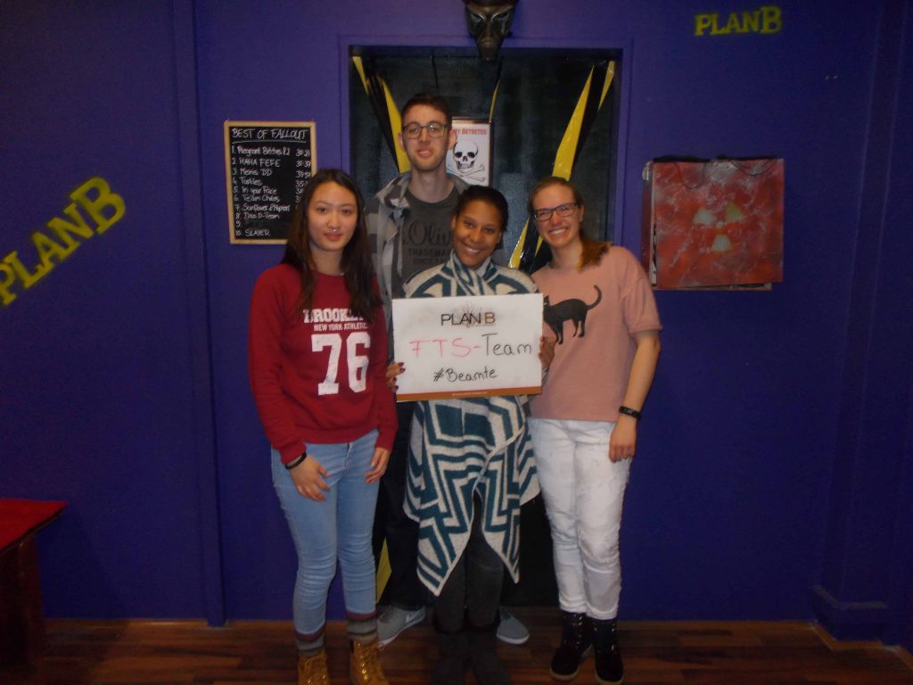 Group pictures KW 9-2018 Stuttgart - 17 Group pictures KW 9-2018 Stuttgart - 17 | PlanB Escape