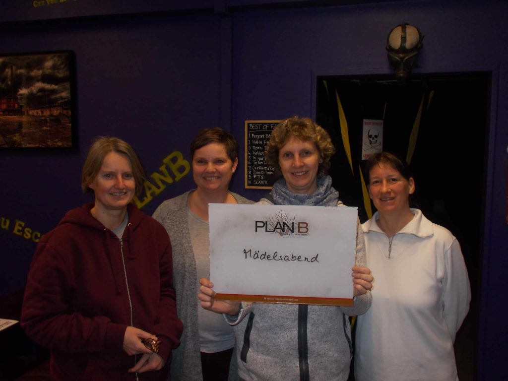 Group pictures KW 9-2018 Stuttgart - 23 Group pictures KW 9-2018 Stuttgart - 23 | PlanB Escape