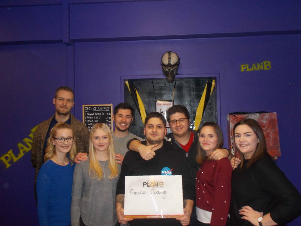 Group pictures KW 10-2018 Stuttgart - 1 Group pictures KW 10-2018 Stuttgart - 1 | PlanB Escape