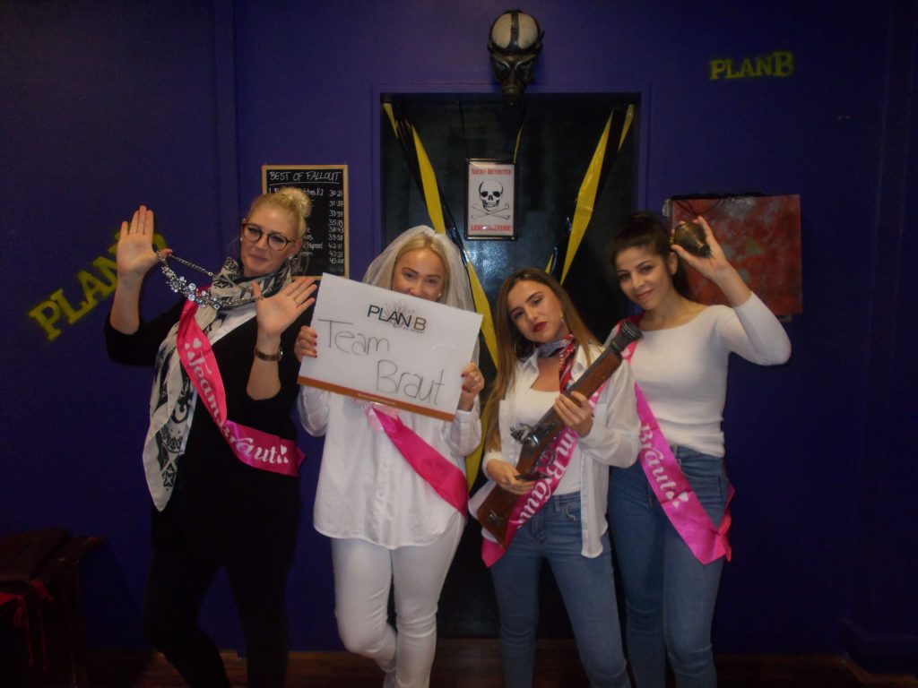 Gruppenbilder KW 11-2018 Stuttgart - 21 | PlanB Escape