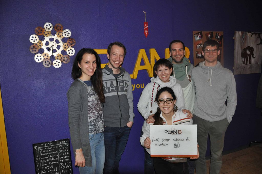 Group pictures KW 49 - 21 Group pictures KW 49 - 21 | PlanB Escape