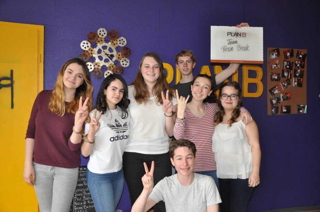 Group pictures week 48 - 30 Group pictures week 48 - 30 | PlanB Escape