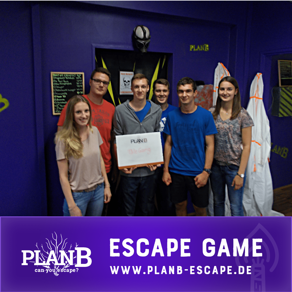 Group pictures KW 33 part 2 - 3 Group pictures KW 33 part 2 - 3 | PlanB Escape