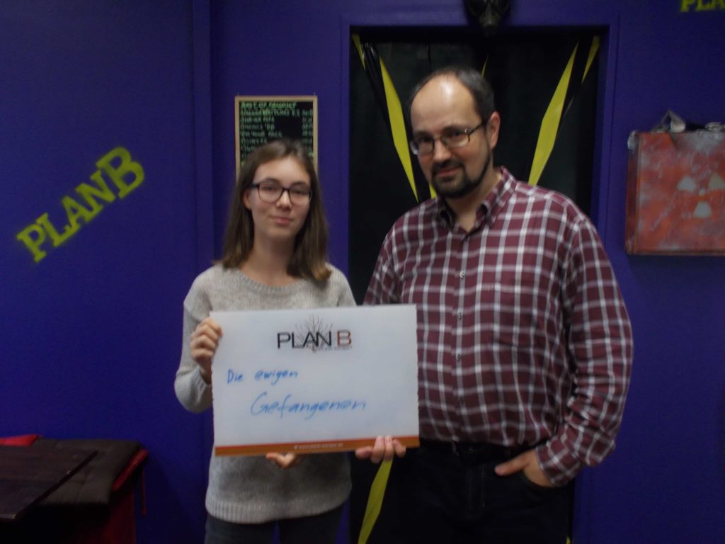 Group pictures KW 44 - 27 | PlanB Escape