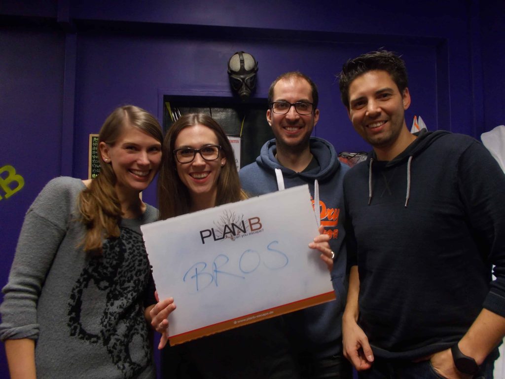 Group pictures KW 46 - 9 Group pictures KW 46 - 9 | PlanB Escape