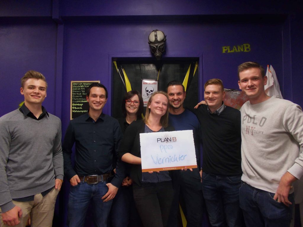 Group pictures KW 47 - 13 Group pictures KW 47 - 13 | PlanB Escape