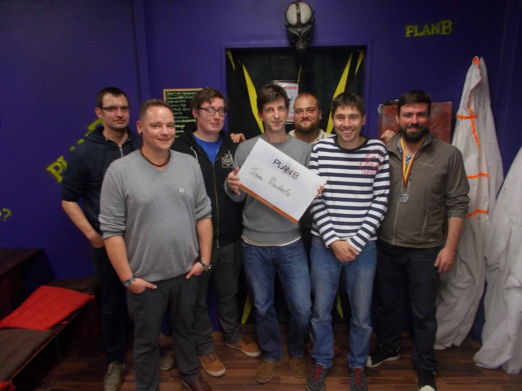 Group pictures KW 47 - 21 Group pictures KW 47 - 21 | PlanB Escape