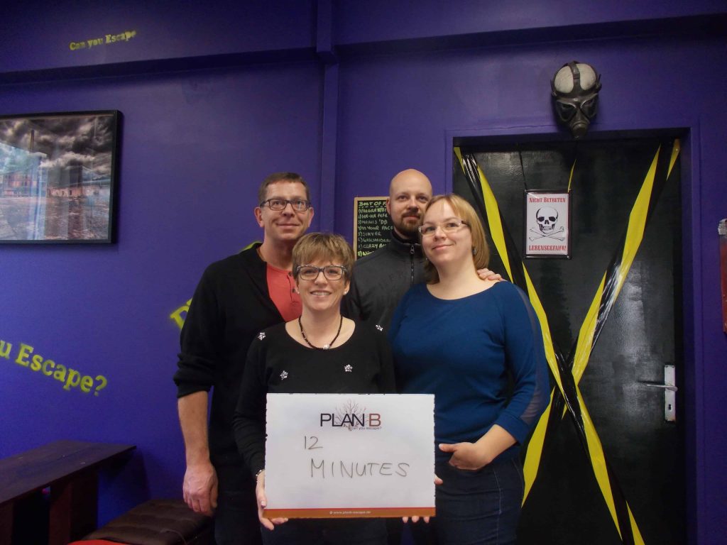 Group pictures KW 47 - 32 Group pictures KW 47 - 32 | PlanB Escape