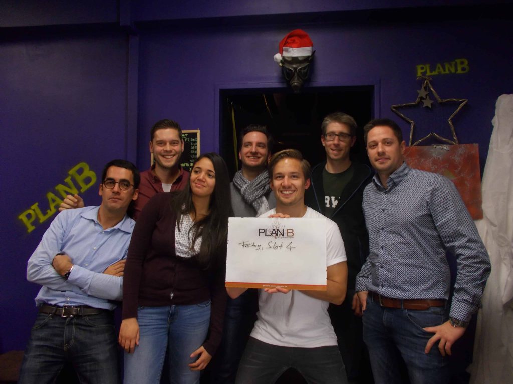 Group pictures week 48 - 10 Group pictures week 48 - 10 | PlanB Escape