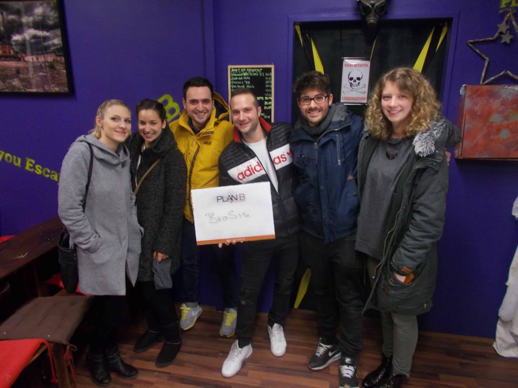 Group pictures week 48 - 21 Group pictures week 48 - 21 | PlanB Escape