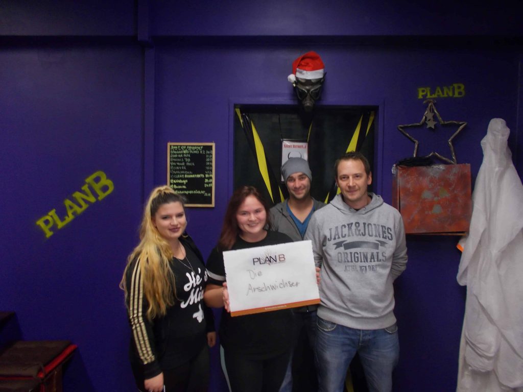 Gruppenbilder KW 52 - 54 Gruppenbilder KW 52 - 54 | PlanB Escape