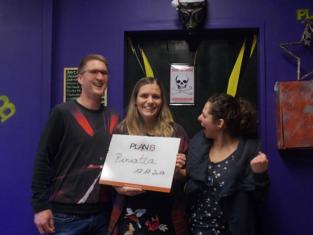 Gruppenbilder KW 52 - 75 Gruppenbilder KW 52 - 75 | PlanB Escape