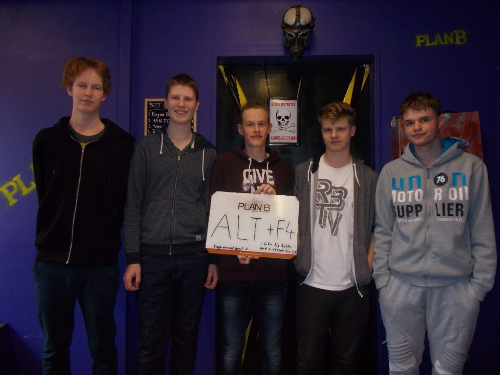 Group pictures KW 13-2018 Stuttgart - 8 Group pictures KW 13-2018 Stuttgart - 8 | PlanB Escape