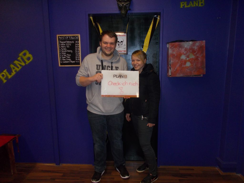 Exit Room Stuttgart Gruppenbilder vom 10.03.2017 – 21.03.2017 - 4 Exit Room Stuttgart Gruppenbilder vom 10.03.2017 – 21.03.2017 - 4 | PlanB Escape