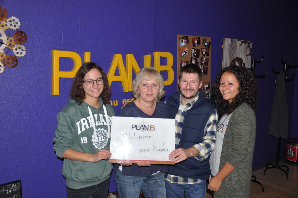 Group pictures KW 43 - 50 Group pictures KW 43 - 50 | PlanB Escape