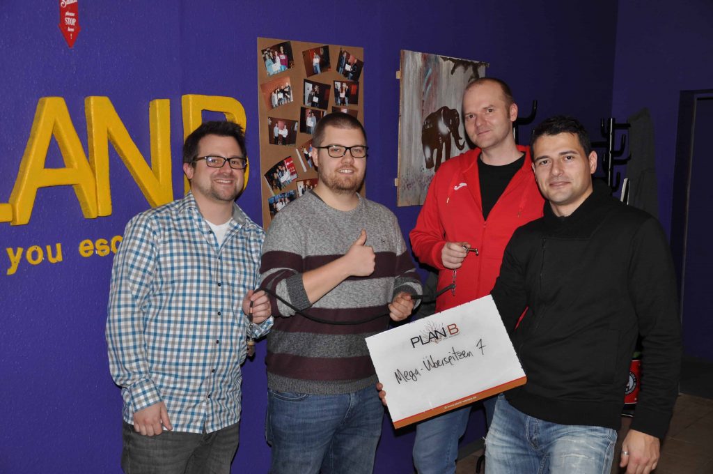 Group pictures KW 43 - 42 Group pictures KW 43 - 42 | PlanB Escape