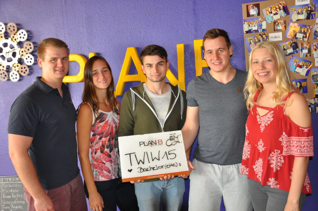 Group pictures KW 35-2 - 12 Group pictures KW 35-2 - 12 | PlanB Escape