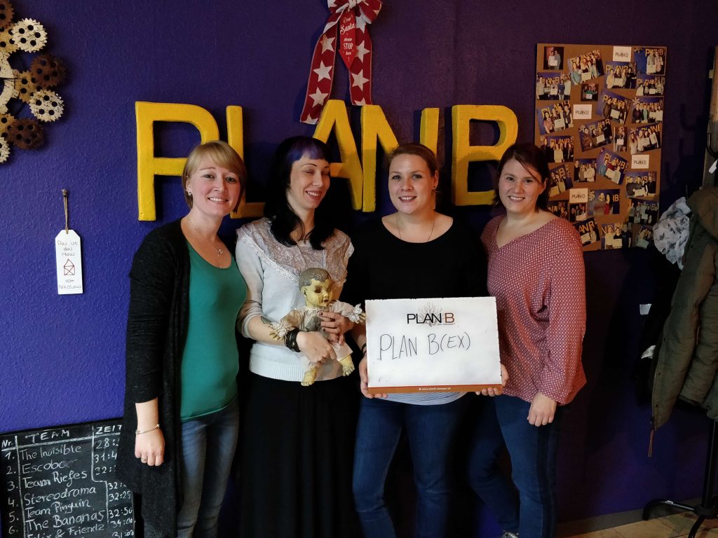 Group pictures KW 49 - 4 Group pictures KW 49 - 4 | PlanB Escape